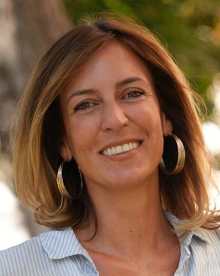 Porträtbild von Caroline Krammer