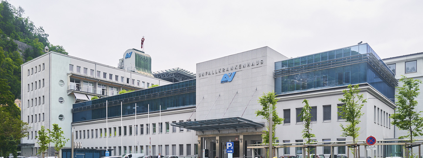 Außenaufnahme des UKH Salzburg