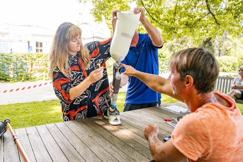 Prothesenmontage "gegen die Zeit" am RKT-Sportfest 2023