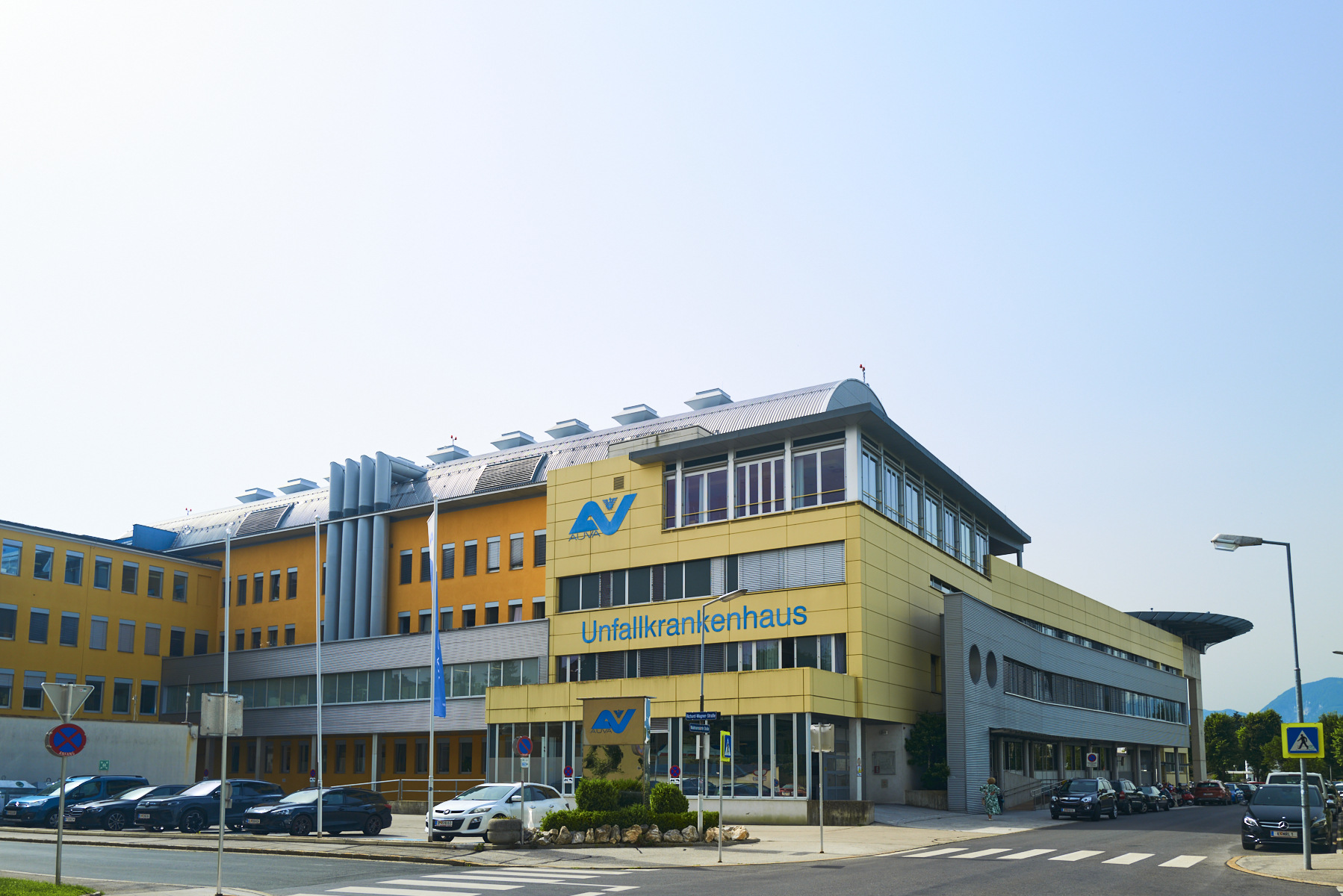 Außenaufnahme des AUVA-Unfallkrankenhauses Klagenfurt