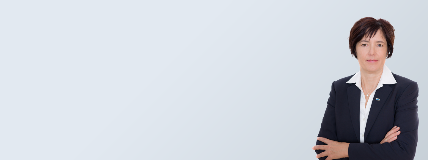 Porträtbild von Roswitha Guggenberger