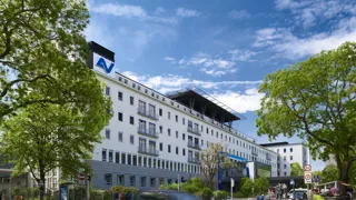 TZW Standort Meidling WEB 003 Außenaufnahme des AUVA-Traumazentrums Wien, Standort Meidling