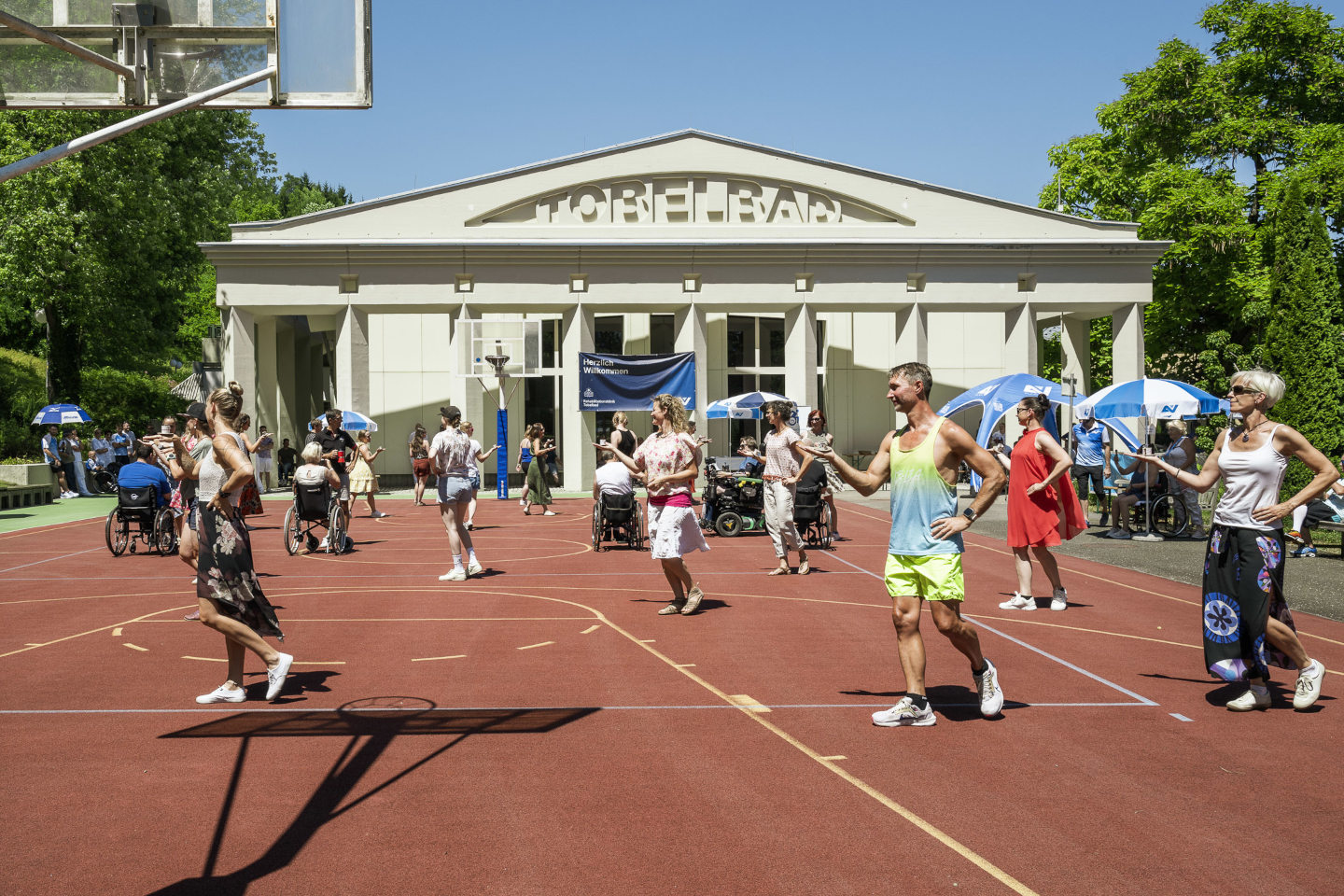 Rollstuhltanzvorstellung beim Sportfest in der RK Tobelbad
