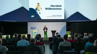 Eröffnung der Auftaktveranstaltung Gemeinsam sicher digital. Eröffnung der Auftaktveranstaltung Gemeinsam sicher digital.